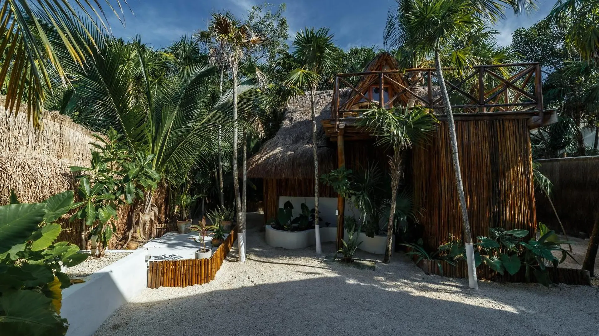 Отель Eco Banitas Тулум