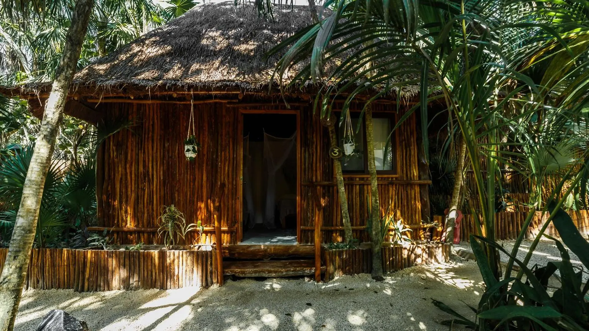 Отель Eco Banitas Тулум