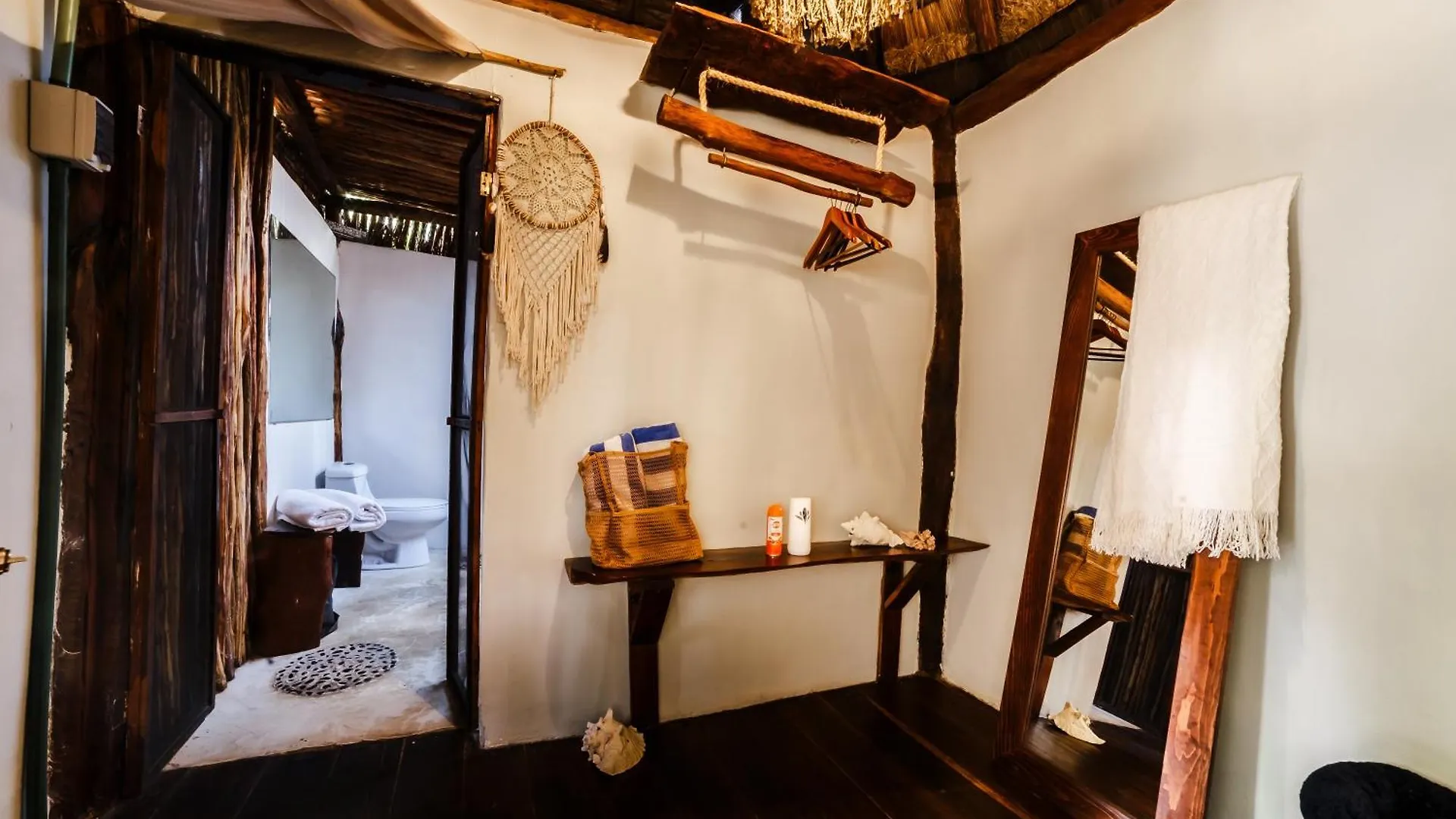 Отель Eco Banitas Тулум